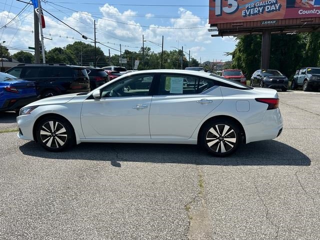 2022 Nissan Altima SL FWD