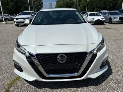 2022 Nissan Altima SL FWD