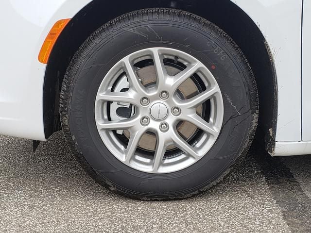2027 Chrysler Pacifica PACIFICA SELECT