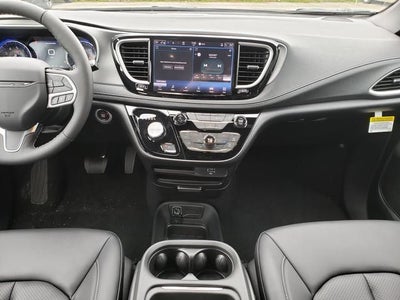 2027 Chrysler Pacifica PACIFICA SELECT