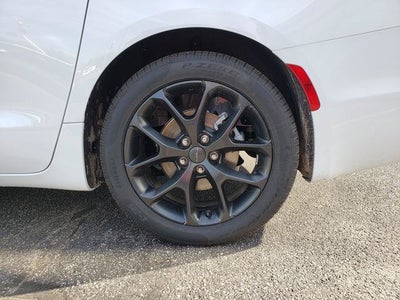 2027 Chrysler Pacifica PACIFICA SELECT