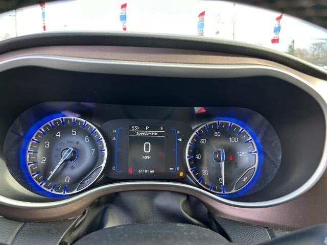 2022 Chrysler Voyager LX