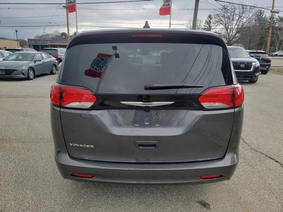 2023 Chrysler Voyager LX