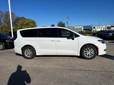2026 Chrysler Voyager VOYAGER LX