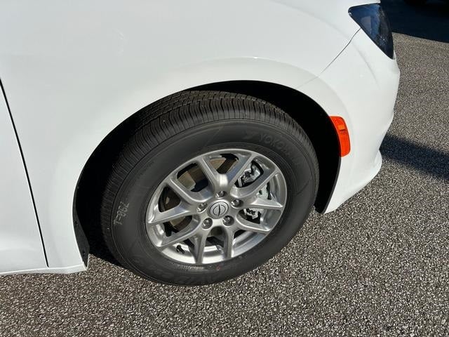 2026 Chrysler Voyager VOYAGER LX