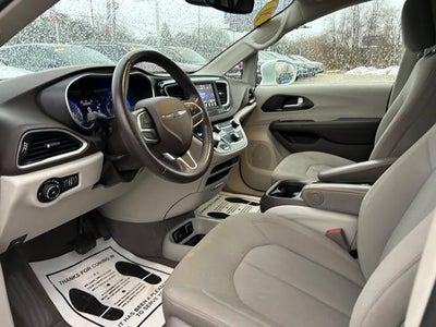 2020 Chrysler Pacifica Touring