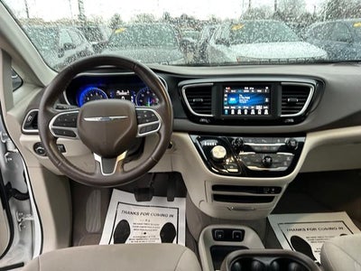 2020 Chrysler Pacifica Touring