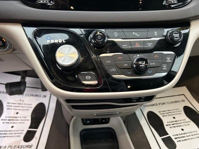 2020 Chrysler Pacifica Touring