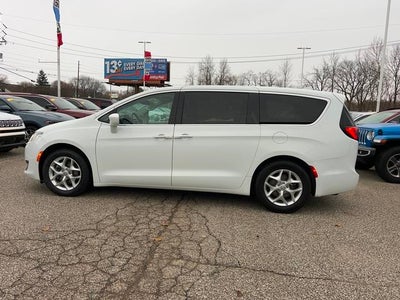 2020 Chrysler Pacifica Touring