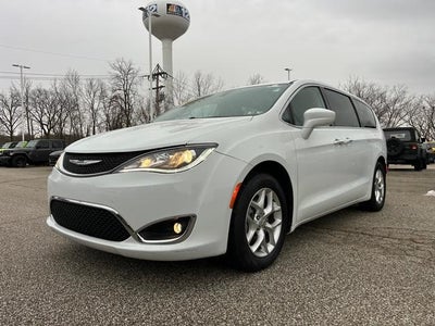 2020 Chrysler Pacifica Touring