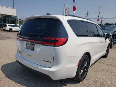 2024 Chrysler Pacifica Limited
