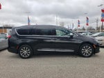 2022 Chrysler Pacifica Hybrid Pinnacle