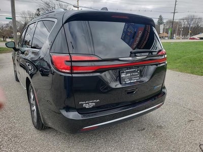 2022 Chrysler Pacifica Hybrid Pinnacle