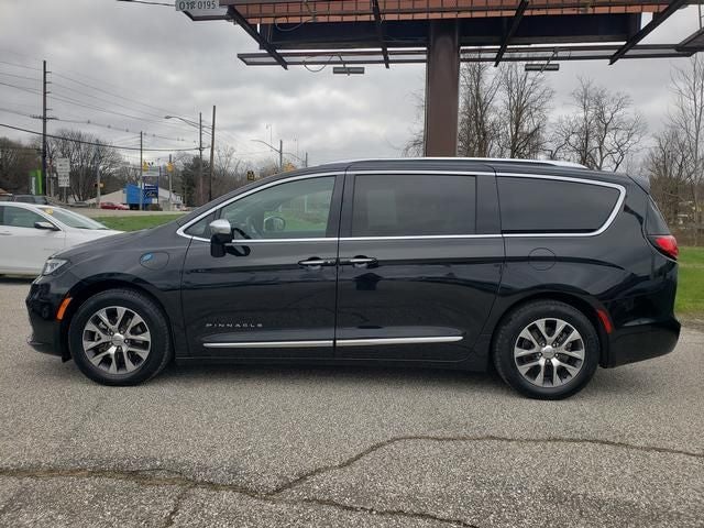 2022 Chrysler Pacifica Hybrid Pinnacle