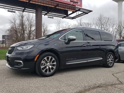 2022 Chrysler Pacifica Hybrid Pinnacle