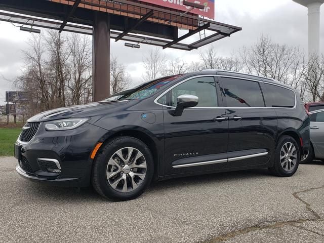 2022 Chrysler Pacifica Hybrid Pinnacle