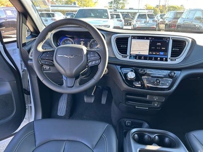 2026 Chrysler Pacifica PACIFICA SELECT AWD