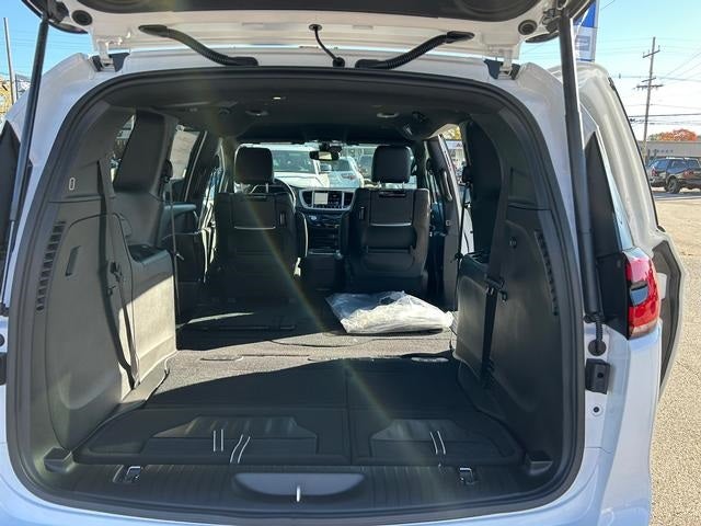 2026 Chrysler Pacifica PACIFICA SELECT AWD