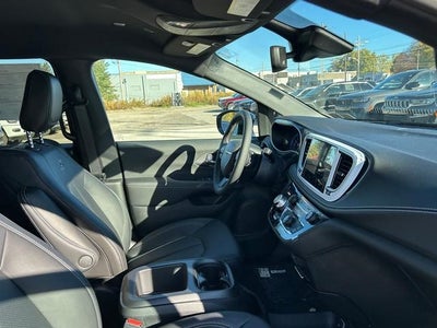 2026 Chrysler Pacifica PACIFICA SELECT AWD