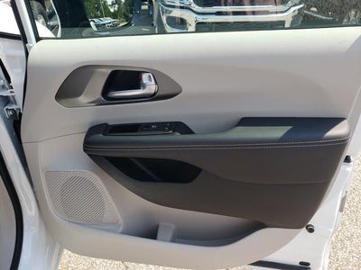 2024 Chrysler Pacifica Touring L AWD