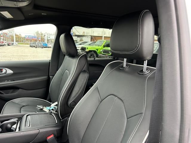 2026 Chrysler Pacifica PACIFICA LIMITED AWD