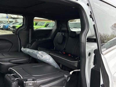 2026 Chrysler Pacifica PACIFICA LIMITED AWD
