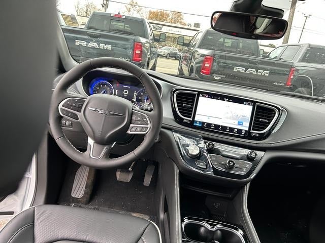 2026 Chrysler Pacifica PACIFICA LIMITED AWD