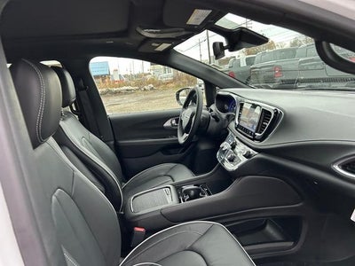 2026 Chrysler Pacifica PACIFICA LIMITED AWD