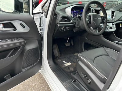 2026 Chrysler Pacifica PACIFICA LIMITED AWD