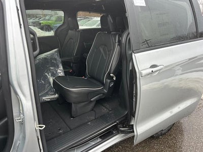 2026 Chrysler Pacifica PACIFICA LIMITED AWD