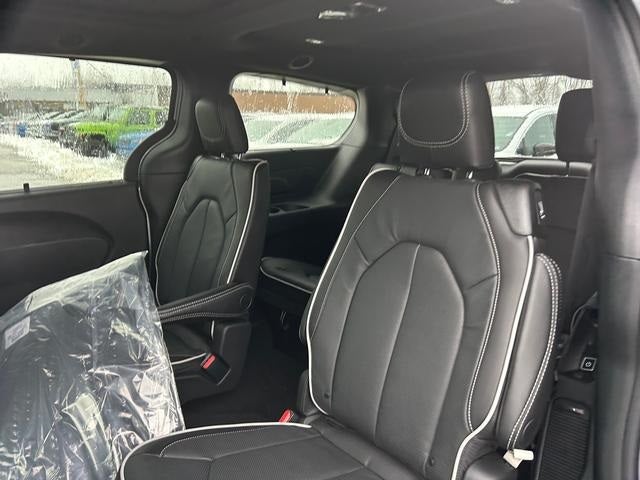 2026 Chrysler Pacifica PACIFICA LIMITED AWD