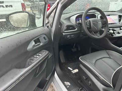 2026 Chrysler Pacifica PACIFICA LIMITED AWD