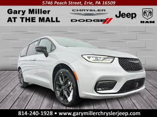 2026 Chrysler Pacifica PACIFICA LIMITED AWD