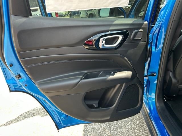 2025 Jeep Compass COMPASS LIMITED 4X4