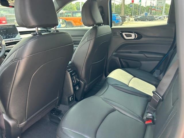 2025 Jeep Compass COMPASS LIMITED 4X4