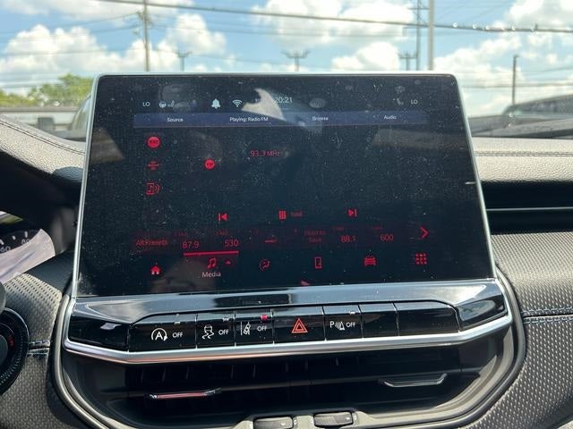 2025 Jeep Compass COMPASS LIMITED 4X4