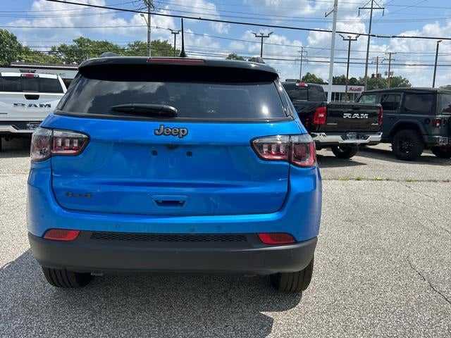 2025 Jeep Compass COMPASS LIMITED 4X4