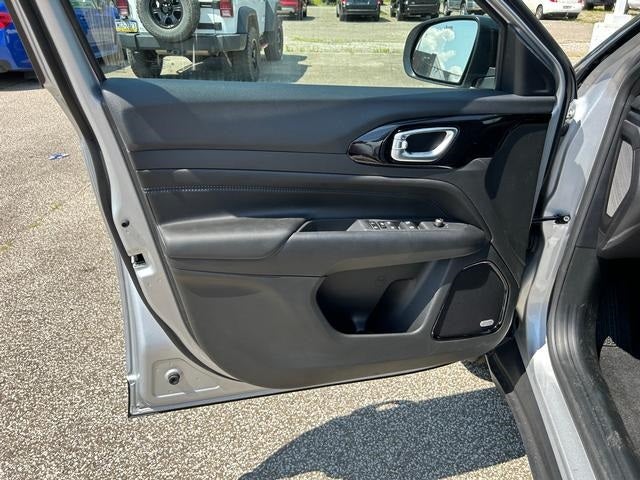 2025 Jeep Compass COMPASS LIMITED 4X4