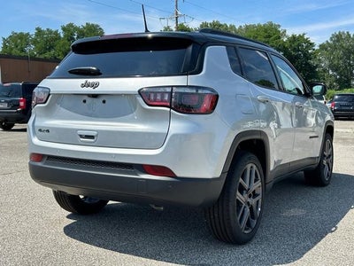 2025 Jeep Compass COMPASS LIMITED 4X4