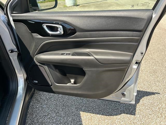 2025 Jeep Compass COMPASS LIMITED 4X4