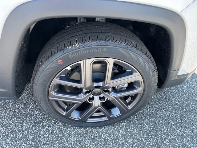 2025 Jeep Compass COMPASS LIMITED 4X4