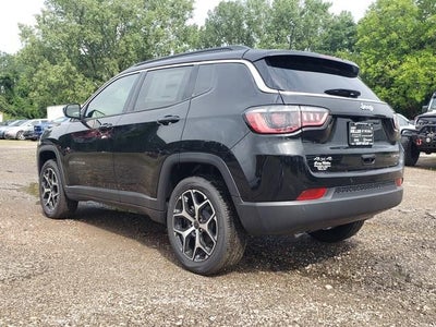 2026 Jeep Compass COMPASS LIMITED 4X4