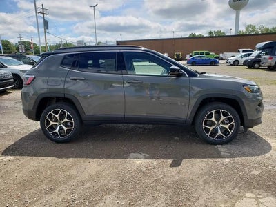 2026 Jeep Compass COMPASS LIMITED 4X4