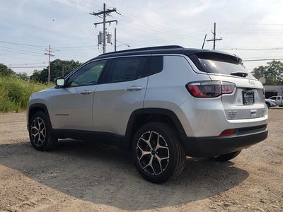 2026 Jeep Compass COMPASS LIMITED 4X4
