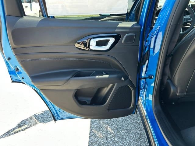 2025 Jeep Compass COMPASS LIMITED 4X4