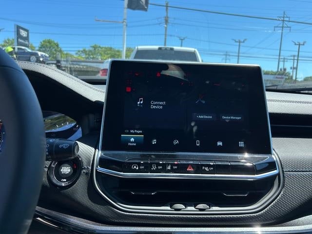 2025 Jeep Compass COMPASS LIMITED 4X4