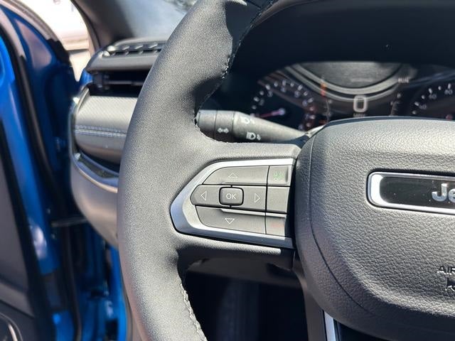 2025 Jeep Compass COMPASS LIMITED 4X4