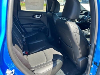 2025 Jeep Compass COMPASS LIMITED 4X4