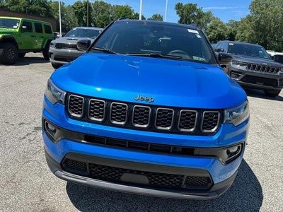 2025 Jeep Compass COMPASS LIMITED 4X4