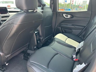 2025 Jeep Compass COMPASS LIMITED 4X4